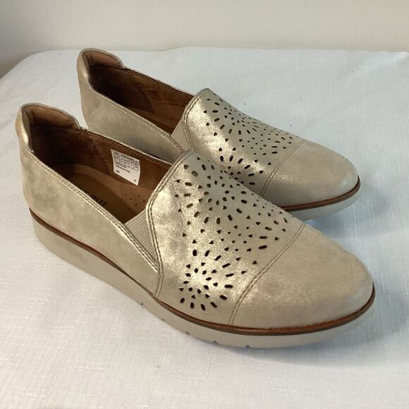 Cobb Hill Women’s Platinum Comfort Flat Size 7 - Picture 1 of 7